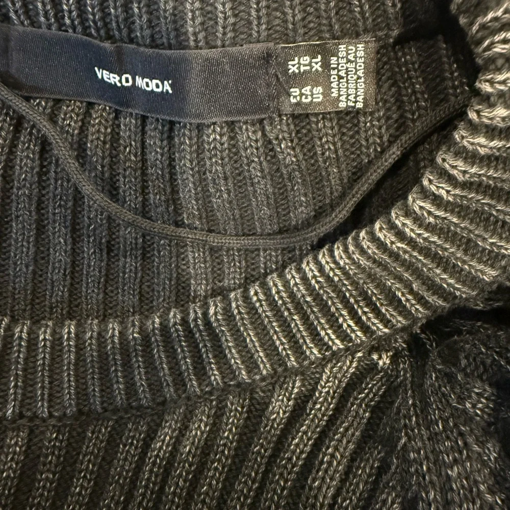 Vero Moda questions leave